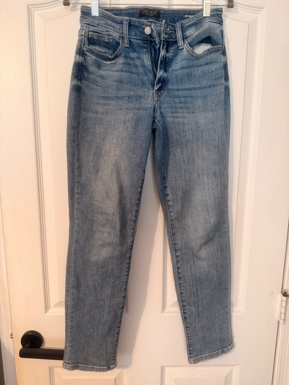 Judy Blue Straight-Leg Jeans in the Perfect Faded Blue Wash